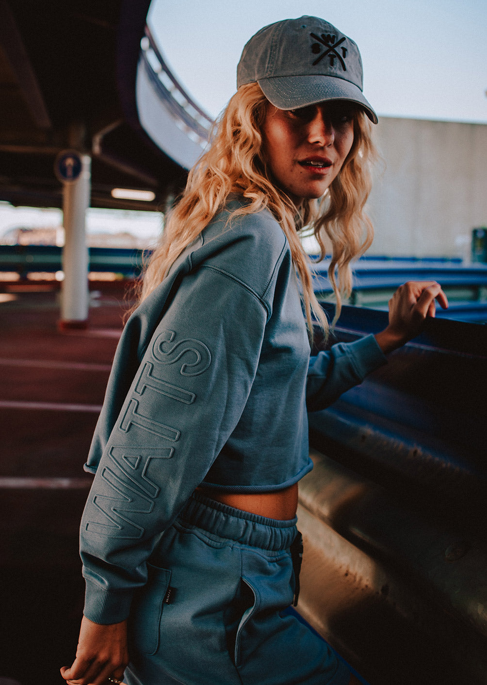 Avalon Crop Sweatshirt - Blaugrau