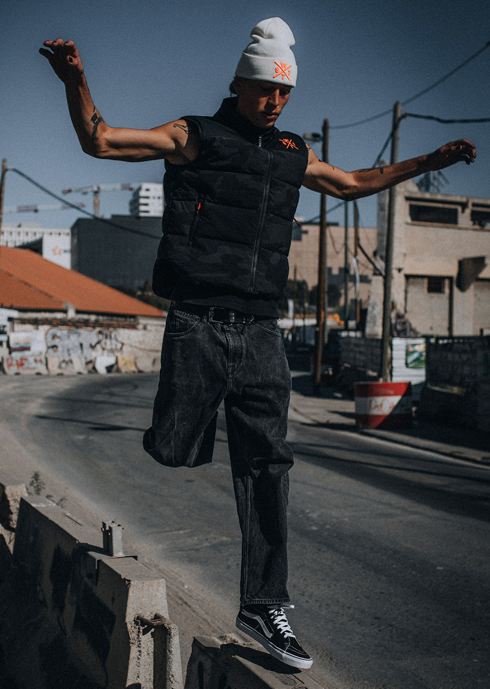 Code Sleeveless Jacket - Dark Grey Camouflage