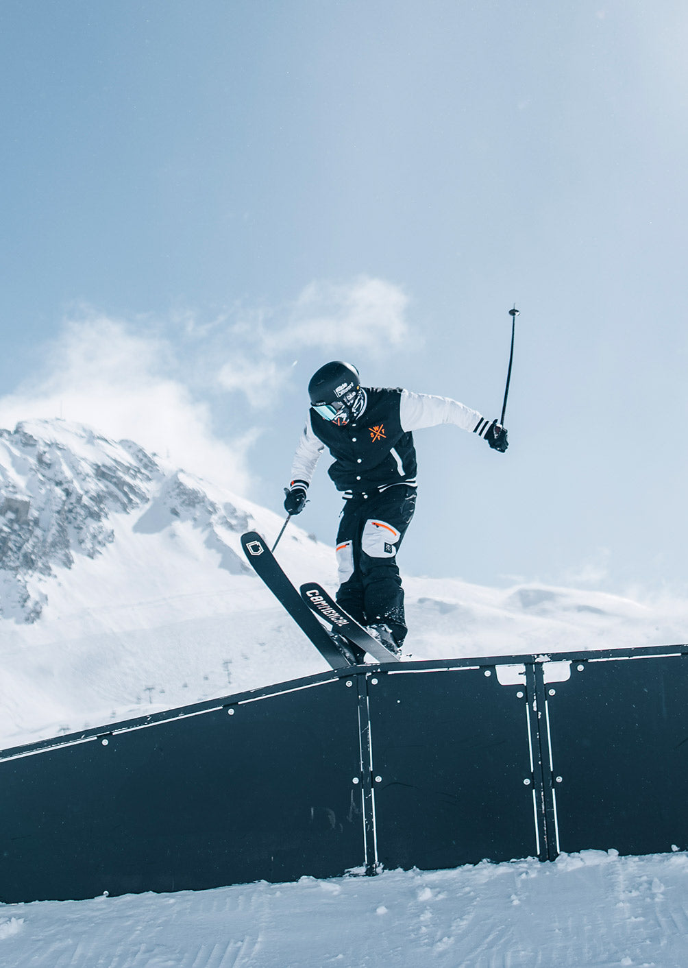 Fakie Men's Ski Jacket - Black and White