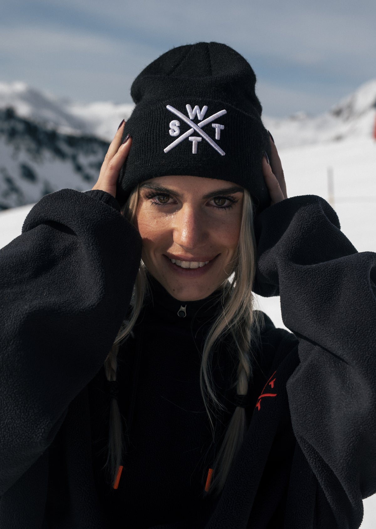 Piano Beanie - Black 