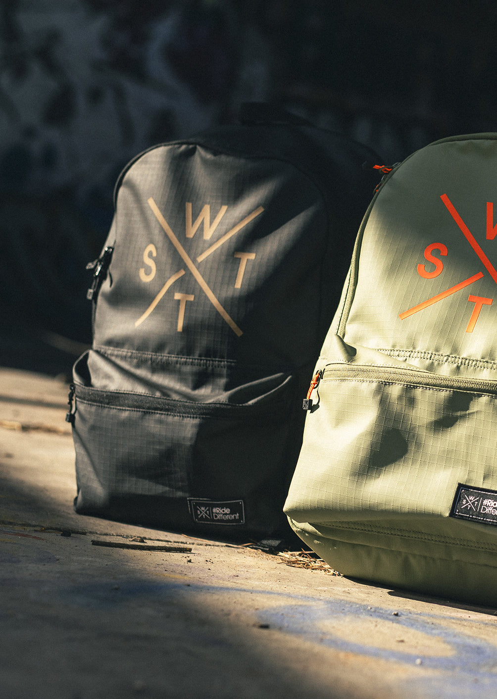 Großer Rucksack R-Pack – Schwarz und Braun