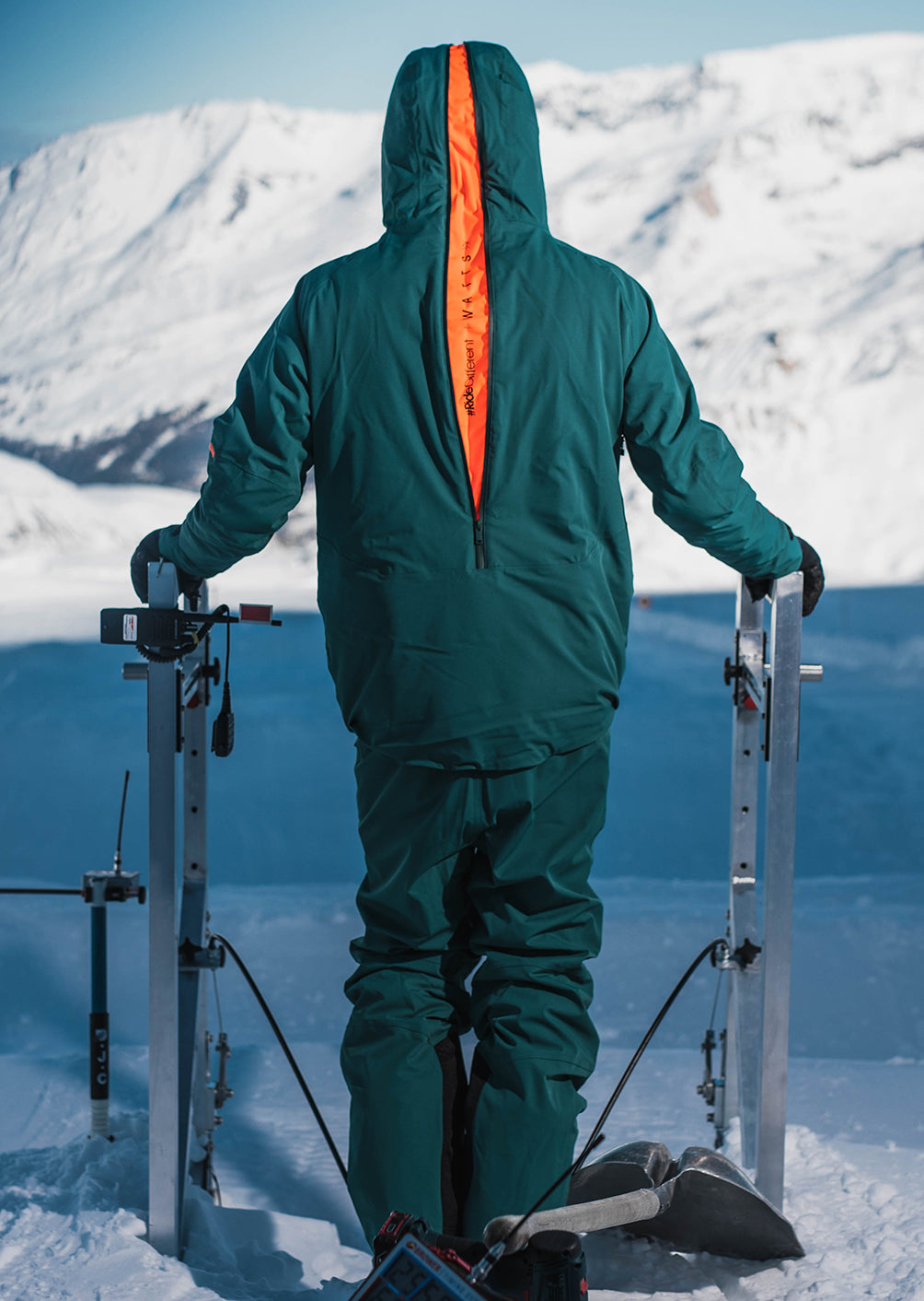 Venom Ski Jacket - Bayberry