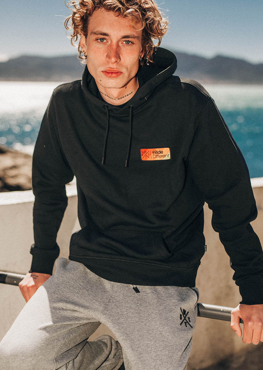 Sweat à capuche XMission - Full Black
