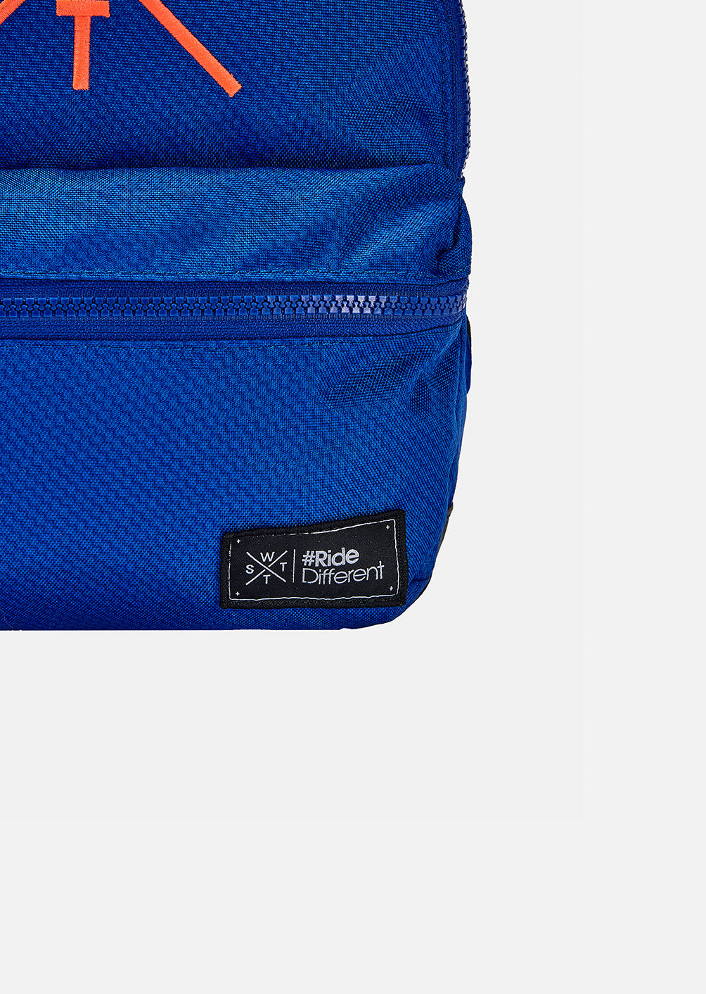Jawsone Small Backpack - Carbon Blue