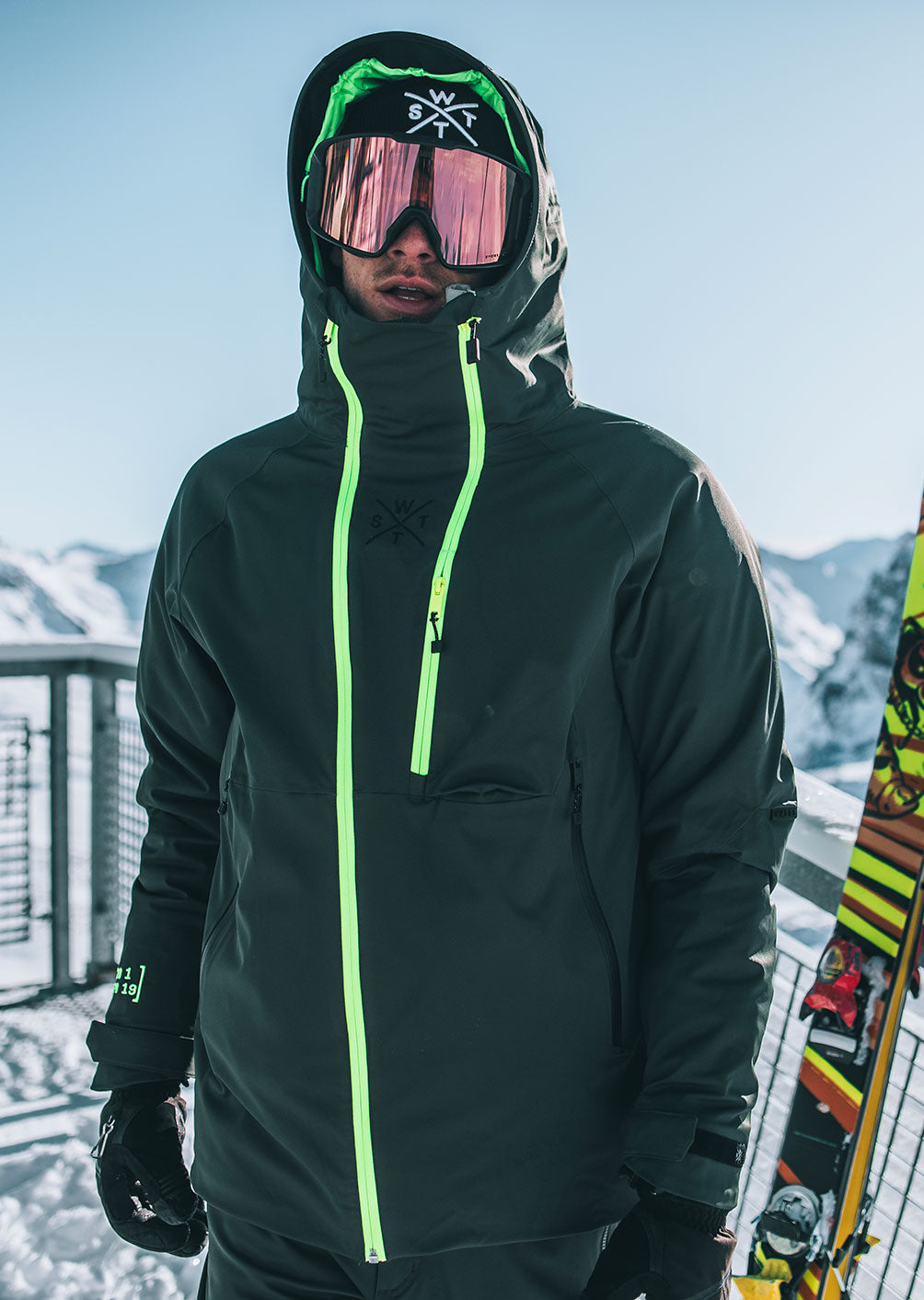 Venom Ski Jacket - Fir Green