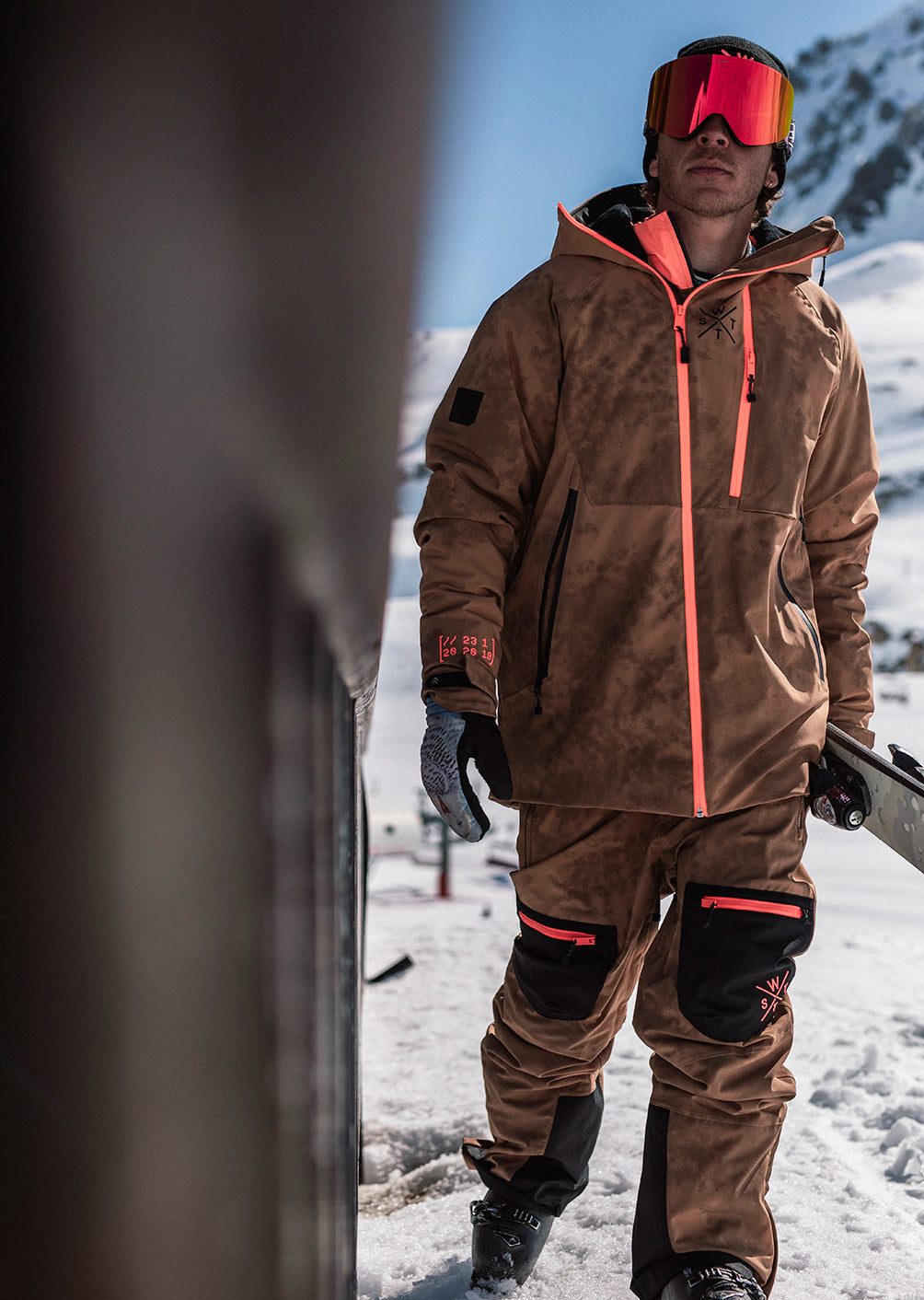 Venom Ski Jacket - Brown Tie Dye