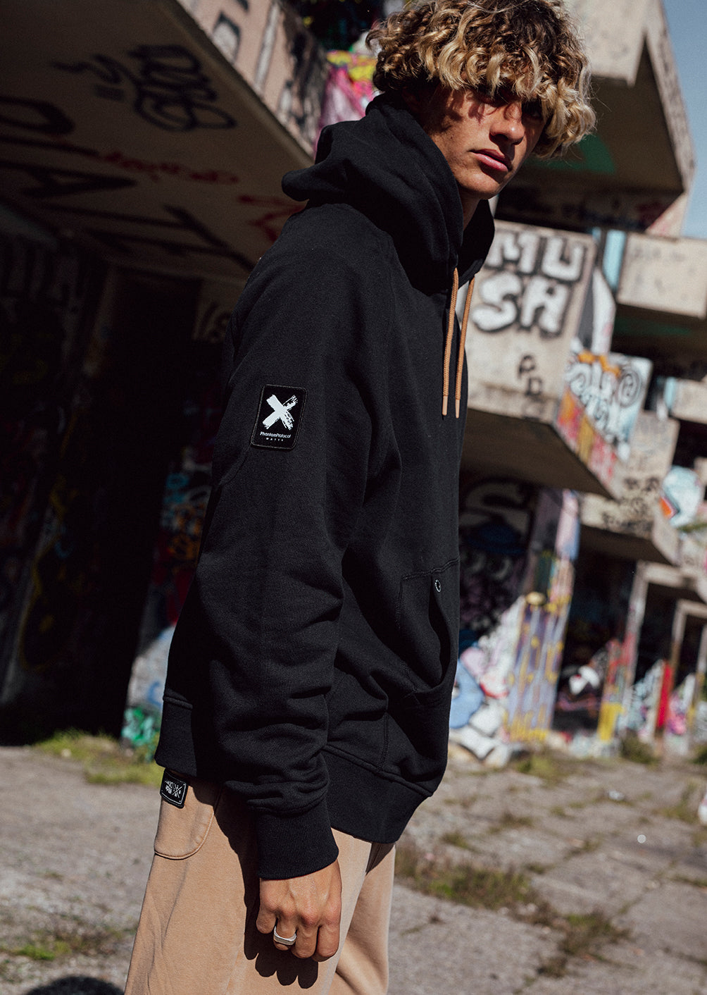 Sweat à capuche X-Dark - Noir